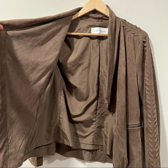 CUPCAKES & CASHMERE Doris Faux Suede Jacket - Picture 5 of 9